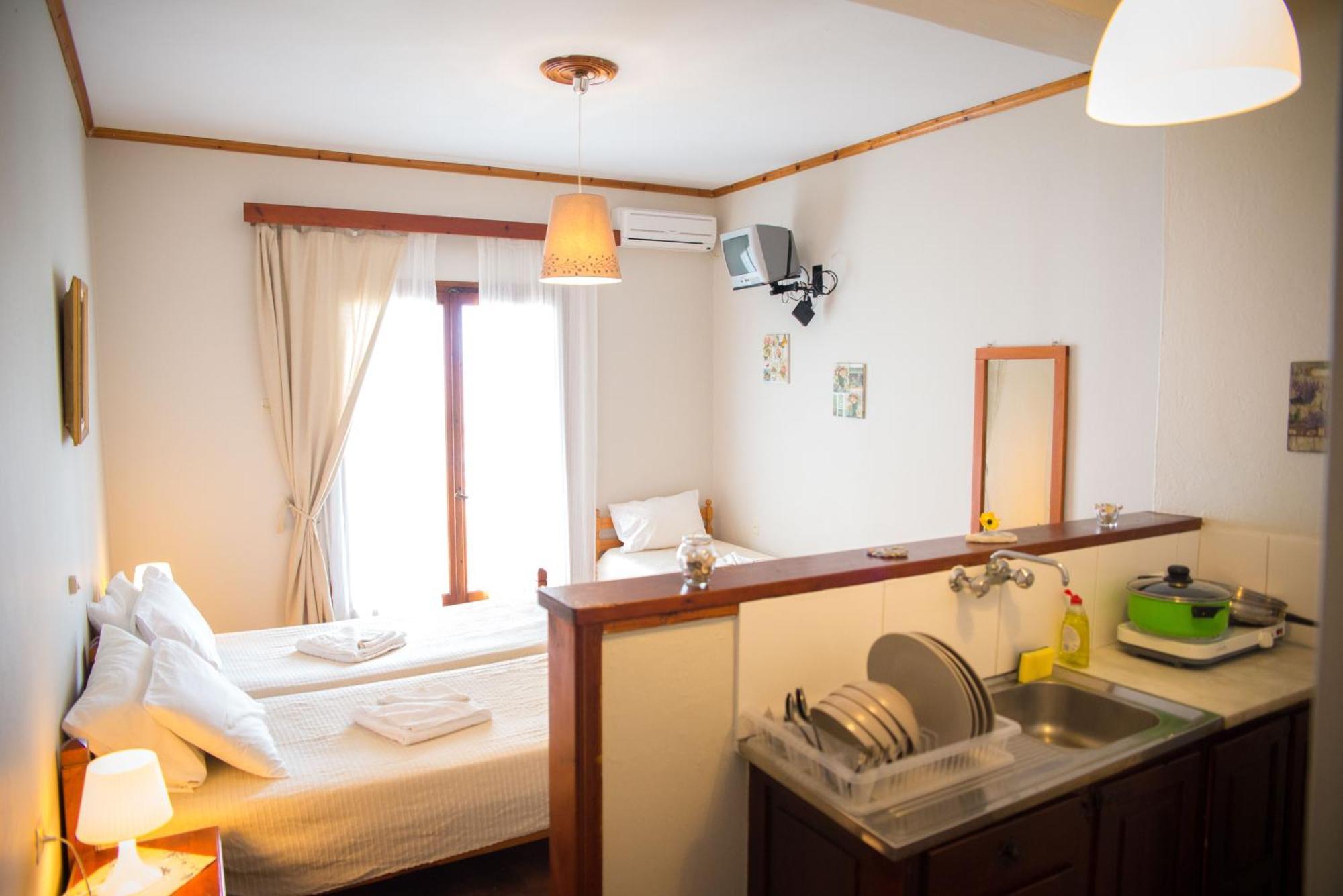 Olga Studios Áfissos Chambre photo